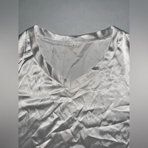 💙 NIBag V Neck Blouse